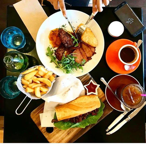 Handcraft - Accommodation VIC 0