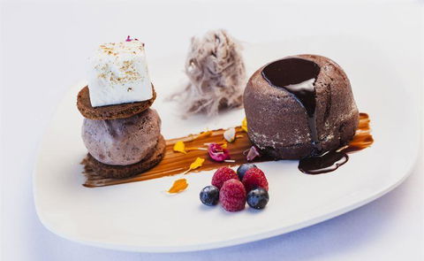 L' Aqua Restaurant - Accommodation VIC 5
