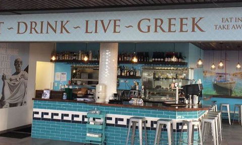 Xenia Grill - Accommodation VIC 9