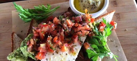Xenia Grill - Accommodation VIC 1