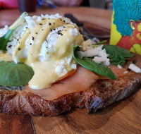 Deli  Dine on Market - Accommodation VIC