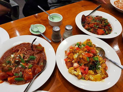 Aman Indian Restaurant - Accommodation VIC 0