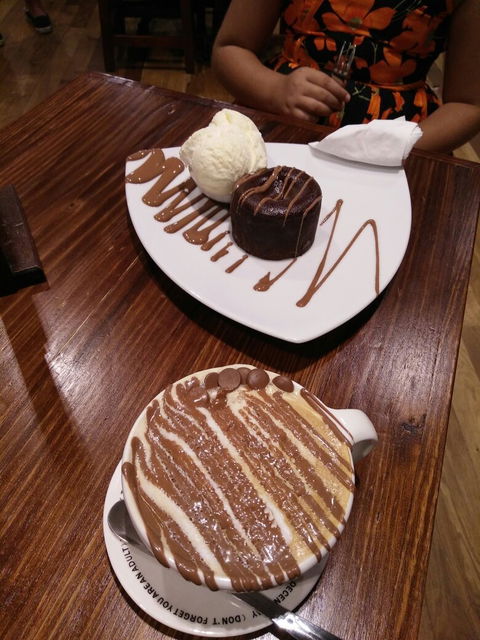 Max Brenner - Accommodation VIC 8