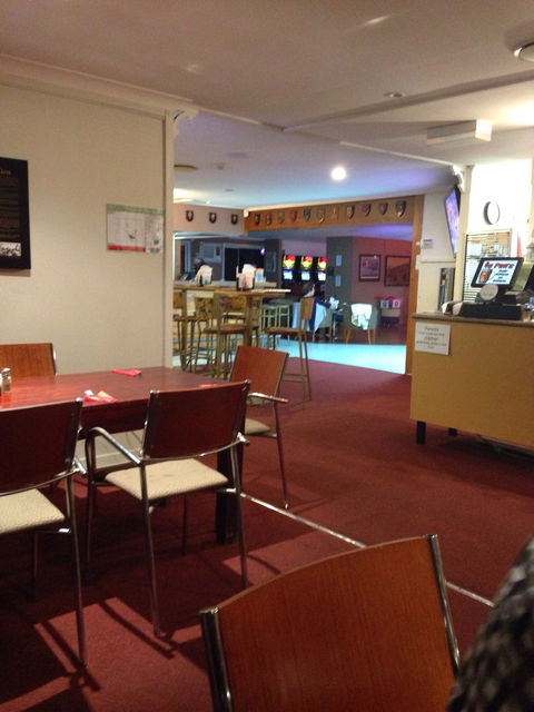 Canungra RSL Services Club Inc. - Accommodation VIC 6