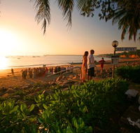 Darwin Sailing Club Waterfront Bistro - Accommodation VIC