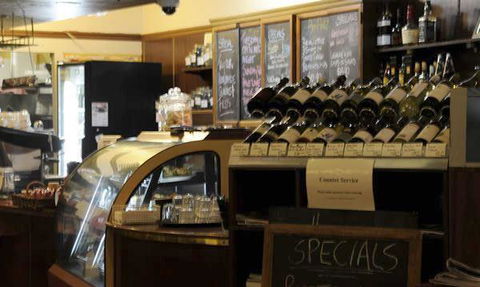 Signatures Restaurant - Accommodation VIC 7