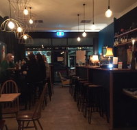 Two Sisters Food and Wine - Accommodation VIC