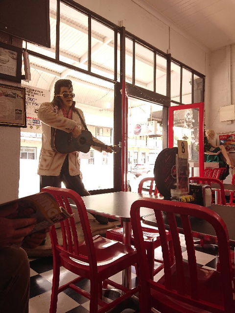 Eagle Rock Cafe - Accommodation VIC 1
