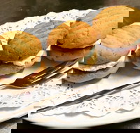 Coachman Coffee Lounge - Accommodation VIC