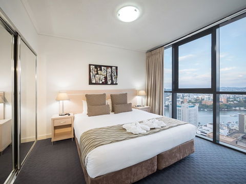 Oaks Charlotte Towers - Accommodation VIC 1