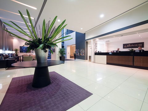 Oaks Charlotte Towers - Accommodation VIC 4