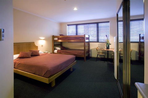 Capital Executive Apt Hotel Canberra - Accommodation VIC 7