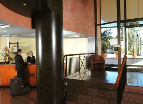 BreakFree Capital Tower - Accommodation VIC 5