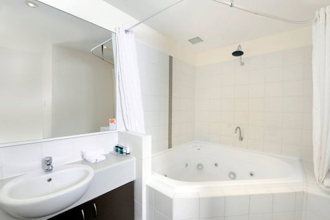 Assured Ascot Quays Apartment Hotel - Accommodation VIC 7