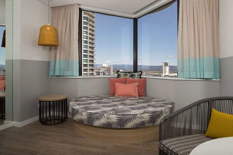 QT Gold Coast - Accommodation VIC 5