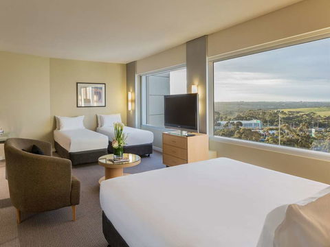 PARKROYAL Melbourne Airport - Accommodation VIC 3