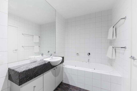 Adina Apartment Hotel on Flinders Street - Accommodation VIC 9