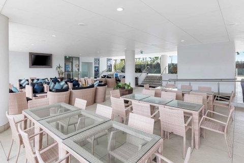 Wyndham Surfers Paradise Resort - Accommodation VIC 13