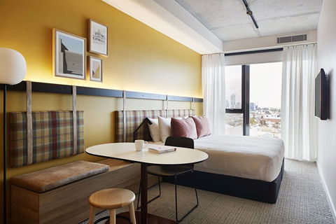 Lanbruk Apartment Hotel-Richomnd Hill - Accommodation VIC 3