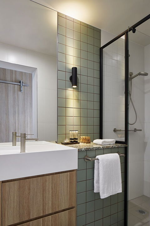 Lanbruk Apartment Hotel-Richomnd Hill - Accommodation VIC 4