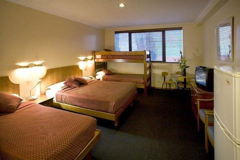 Capital Executive Apt Hotel Canberra - Accommodation VIC 2