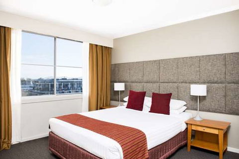 Mantra On Northbourne - Accommodation VIC 3
