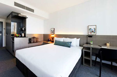 Alpha Mosaic Hotel - Accommodation VIC 8