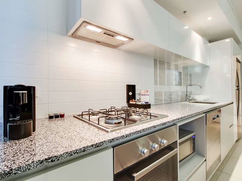 Alpha Mosaic Hotel - Accommodation VIC 17