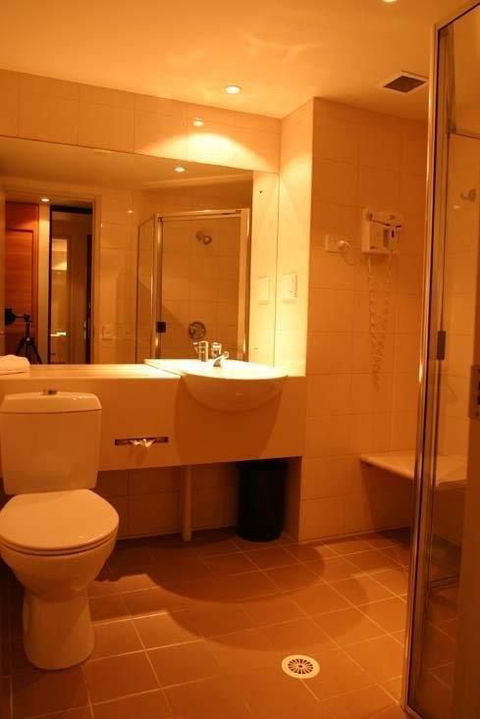 Kingsford Smith Motel - Accommodation VIC 9