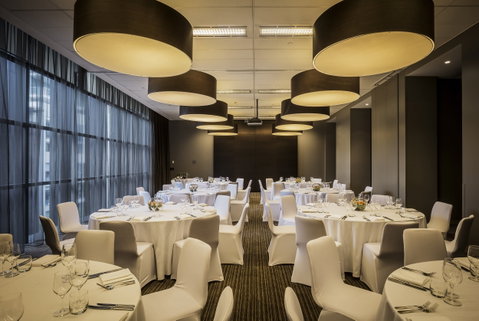 Fraser Suites Sydney - Accommodation VIC 16