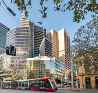 Meriton Suites Campbell Street - Accommodation VIC
