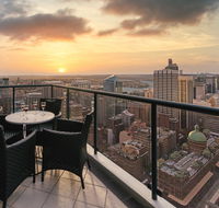Meriton Suites Pitt Street - Accommodation VIC