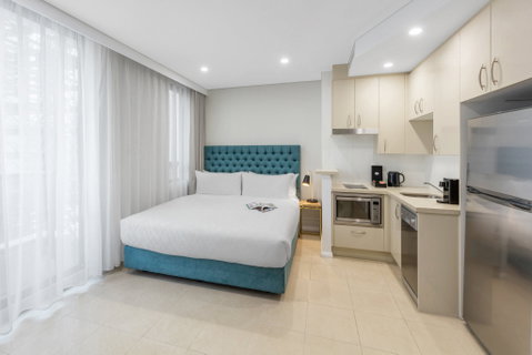 Meriton Suites Pitt Street - Accommodation VIC 7