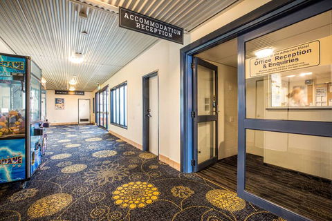 Atherton Hotel - Accommodation VIC 1