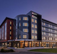 Hilton Garden Inn Albany - Accommodation VIC