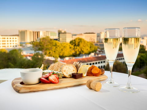 Novotel Canberra - Accommodation VIC 2
