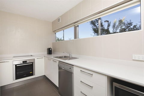 Forrest Hotel & Apartments - Accommodation VIC 1