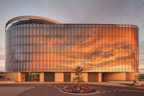 Vibe Hotel Canberra Airport - Accommodation VIC 1