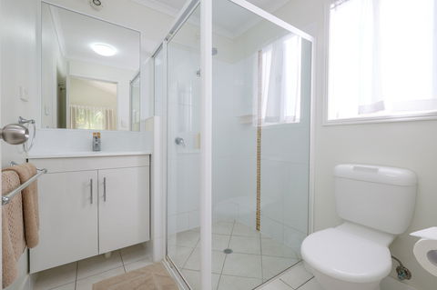 Barney Beach Accommodation Centre - Accommodation VIC 2