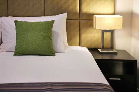Best Western Plus Bolton On The Park - Accommodation VIC 2