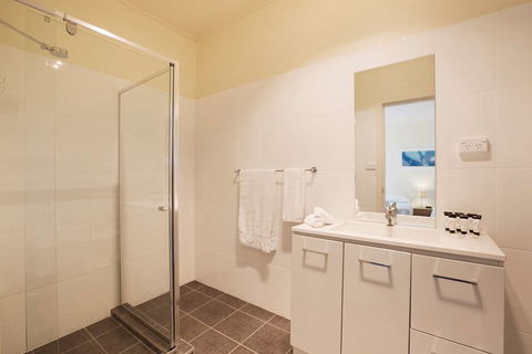 Nightcap At High Flyer Hotel - Accommodation VIC 4