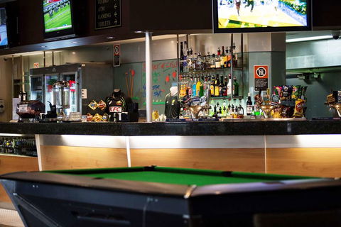 Nightcap At High Flyer Hotel - Accommodation VIC 9