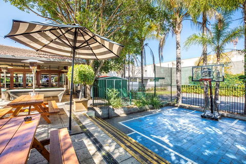 Nightcap At High Flyer Hotel - Accommodation VIC 11