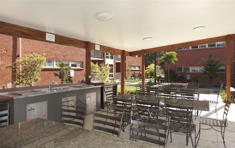 Forrest Hotel & Apartments - Accommodation VIC 8