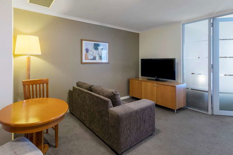Nesuto Canberra Apartment Hotel - Accommodation VIC 13