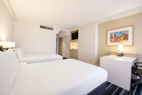 DoubleTree By Hilton Esplanade Darwin - Accommodation VIC 4