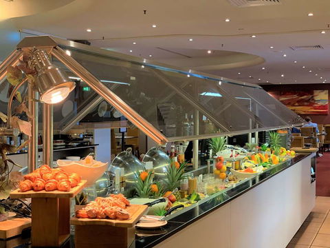 DoubleTree By Hilton Esplanade Darwin - Accommodation VIC 13