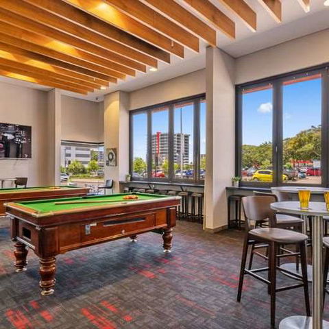 H On Mitchell Apartment Hotel - Accommodation VIC 6
