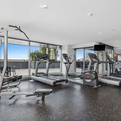 H On Mitchell Apartment Hotel - Accommodation VIC 12