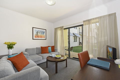 Metro Advance Apartments & Hotel - Accommodation VIC 5